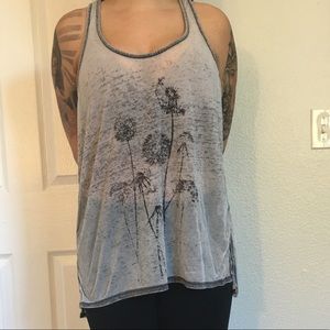 🤩Distressed Dandelion Sheer Tank
